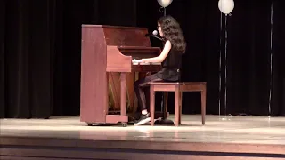 Kid shocks the crowd in school talent show performing "Don't Stop Believing"!