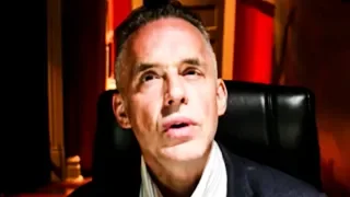 Jordan Peterson Struggles To Support Gay Marriage During Q&A