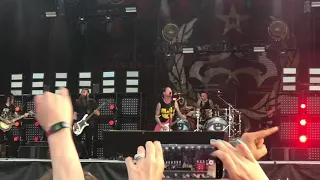 Stone Sour - Song #3 (live) WHEELCHAIR CROWDSURFING - Carolina Rebellion 2018