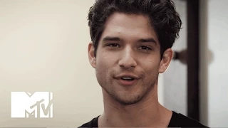 Tyler Posey | #5TruthOrDare Challenge | MTV