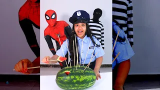 تحدي البطيخ  ! حماسي ! شفا  Eating watermelon challenge is so exciting shfa #shorts