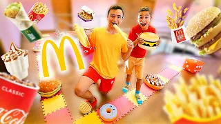 NE JAMAIS SAUTER SUR LA MAUVAISE CASE !!! MCDO ÉDITION - Giant Board Game Challenge