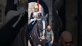 stupid man tourist Walks  through the box #horseguardsparade