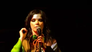 Björk - Army of Me (Live at Glastonbury '07)