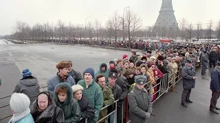 Люди на прощании в Останкино говорят о Владиславе Листьеве (03.03.1995)