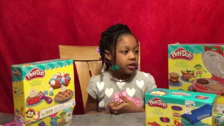 Fun with Play-Doh (Christmas 2016 Gift)
