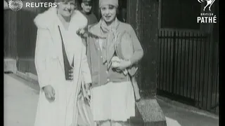 Betty Nuthall plays at Wimbledon (1927)