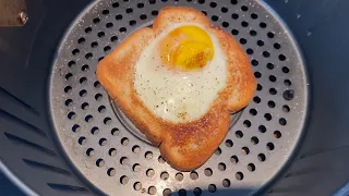 Air Fryer Egg Toast! 🍳 Like an egg? Like a toast? Make an egg toast! Air fryer breakfast in minutes!