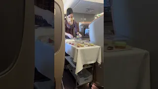 Singapore Airlines Dessert Cart Business Class So Awesome! Airbus A350