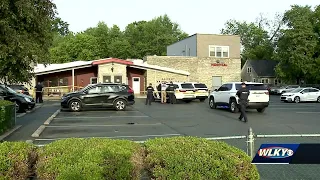 1 man dead after a shooting at an animal hospital in Shively