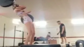 Man Refuses To Help Woman In The Gym