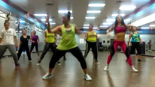 Zumba Daddy Yankee Shaky Shaky choreographed by Maribel Ortiz