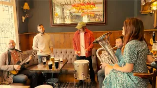 Keston Cobblers Club cover The Housemartins - Happy Hour