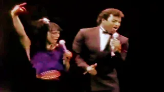 Dennis Edwards ft. Siedah Garrett - Don't Look Any Further [HD Widescreen Music Video]