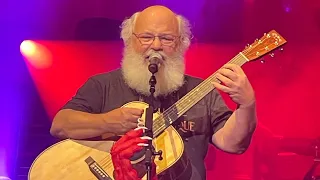 Tenacious D:- “Master Exploder” Live at Leeds Arena, UK, 11/05/24