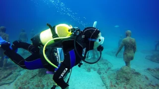 Scuba diving through the dramatic Museo Atlantico, Playa Blanca, Lanzarote