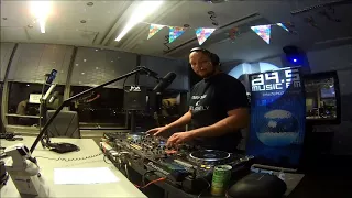 Nigel Stately - Music Killers @ 89.5 Music Fm (2017.10.19)