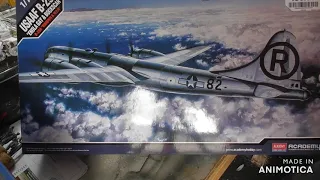 Academy 1/72 B-29 'Enola Gay' box review