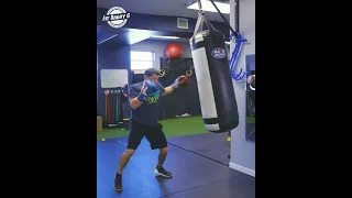 3-Punch Boxing Combo #boxing #boxingforbeginners #boxingtraining #boxingdrills #boxingforfitness