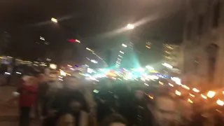 Шествие с факелами против уколизации в Стокгольме