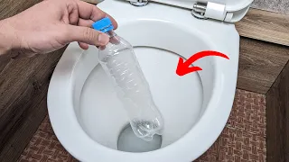 Throw a plastic bottle in the toilet! A trick that is hard to believe