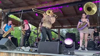 Leo P & Lucky Chops Throwback ( Lucky Moon Zooz Final Show)