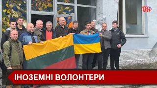 У Музеї Небесної Сотні литовським волонтерам вручили нагороди «Брат за брата»