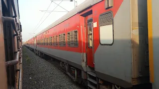 Balurghat Bathinda Farakka Express xing with Howrah Balurghat Express at Rampur Bazar #railway