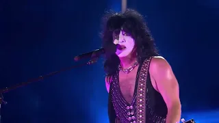 Kiss   I Was Made For Lovin' You Live In Paris 2022