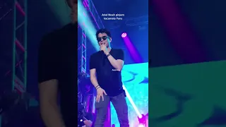 Ketika Ariel Noah Manggung Dengan Kacamata Fans