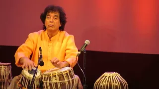 Ustad Zakir Hussain in Pune - Part 2