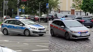 Alarmowo radiowozy Nadzoru Ruchu i Policji do wypadku z udziałem tramwaju w Warszawie