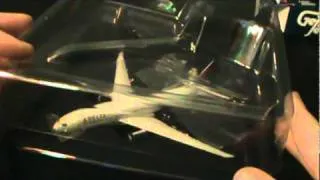 Gemini Jets Delta Airlines 777-200LR Unboxing
