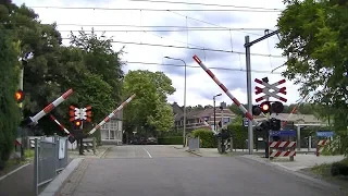 Spoorwegovergang Houthem-Sint Gerlach // Dutch railroad crossing