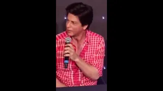 When #srk  referred to #anushkasharma  as Mrs.Cricketer 😅🙌🏼 #shorts