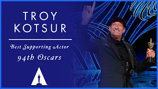 Troy Kotsur Wins Best Supporting Actor for 'CODA' | 94th Oscars