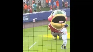 Zooperstars Mike Rainbow Trout eats/spits out ballboy.