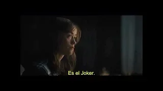 Dick y Donna Troy en la mansión Wayne (flashback) - DC TITANS 1X08 - Sub. Español.