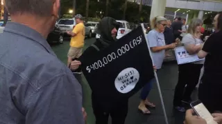 ISIS supporter thanks Hillary Clinton and Obama at Trump rally Miami, Florida 9-16-16