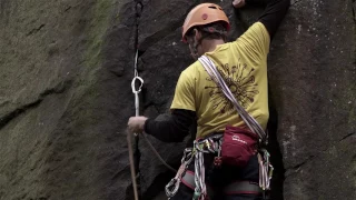 How to lead a trad route?