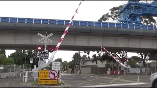 Grange Rd Level Crossing, Carnegie (Before & After Upgrade)