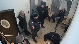 Полиция в Екатеринбурге.Пытали и издевались над несовершеннолетним в тц Гринвич