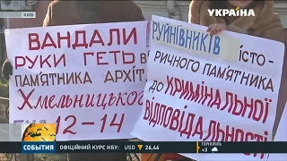 Припинити руйнування стародавнього київського будинку вимагають мешканці та активісти