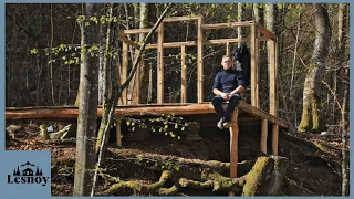 Pallet house over a cliff.  Start of construction. Part 1