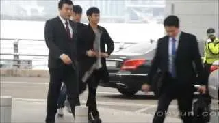 kimsoohyun 0329 김수현 인공 출국 직캠 (by.ilyuk)