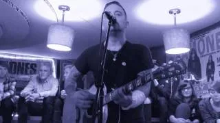 Dave Hause  The Bridge live Ramonesmuseum Berlin