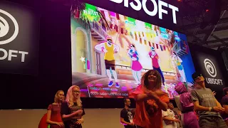 Just Dance 2018 - Despacito - Luis Fonsi ft. Daddy Yankee - FULL GAMEPLAY - 4K - Gamescom 2017