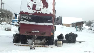 Заклинил движок на Камазе Разборка на морозе...