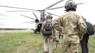 Chinook flight at Op Herrick 19   August 2013