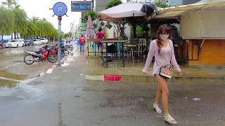 [4K] Walking in the Rain | Rainy day Walk on Beach Road in Pattaya, Thailand